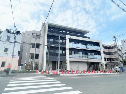 ペールクレスト上麻生の外観画像