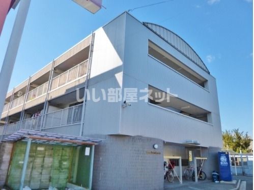 グランパティオ軽里の外観画像