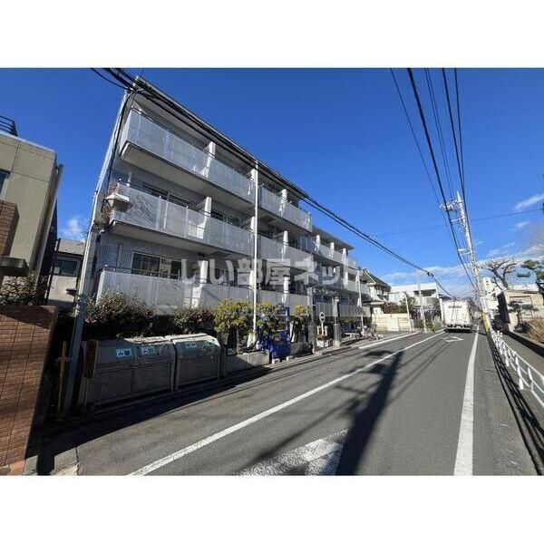 パインコート立川の外観画像