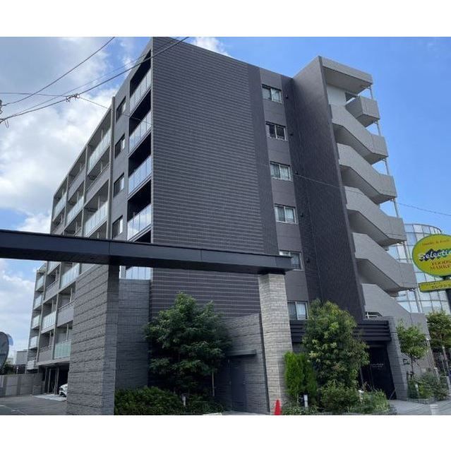 コンフォリア西新井の外観画像