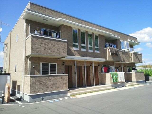 ラ カンパーニュの外観画像