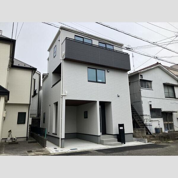 マイホームネクスト東寺尾1丁目の外観画像