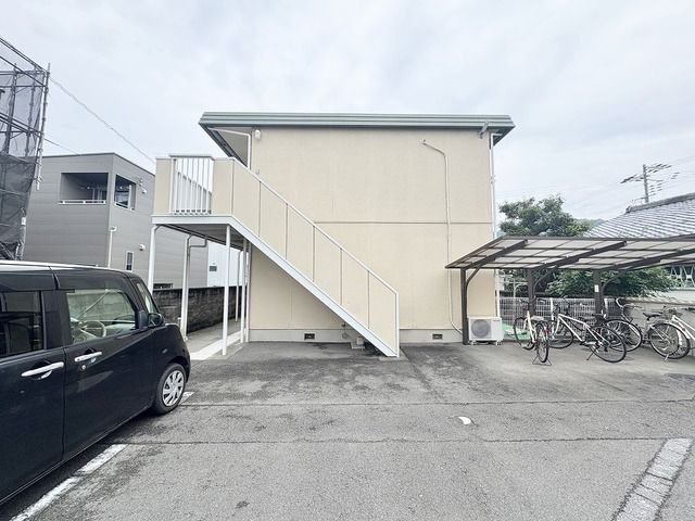 サンハイツ(内原)の外観画像