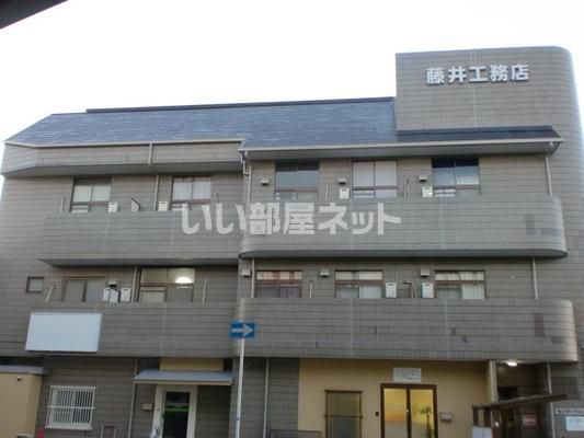 センターヴィレッジの外観画像