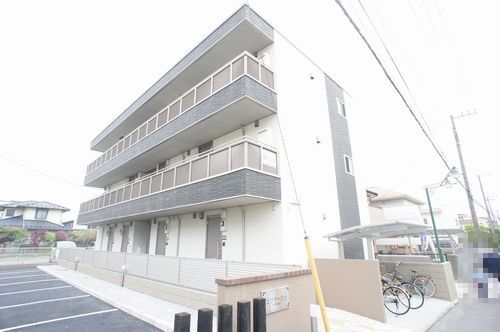 エクラージュの外観画像