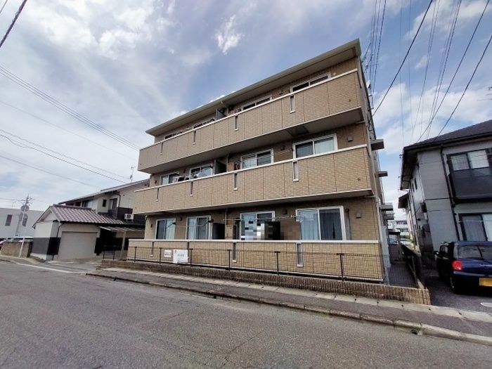 サンクレイドル下中野の外観画像