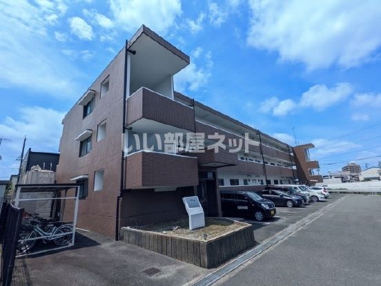 オールウェイズの外観画像