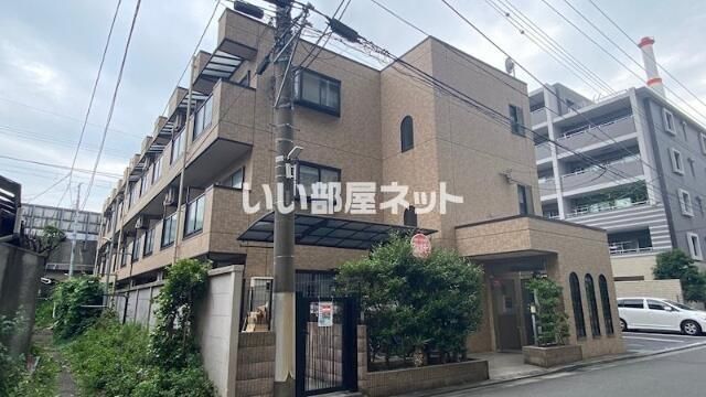 ラティーダ下並木の外観画像