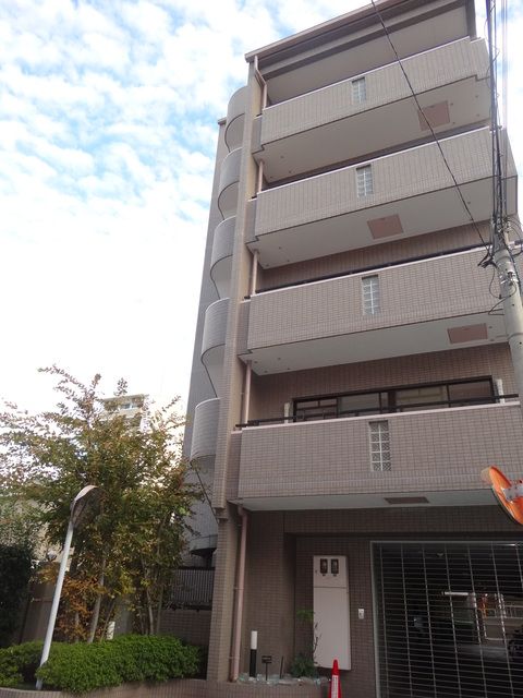 綿谷マンションの外観画像