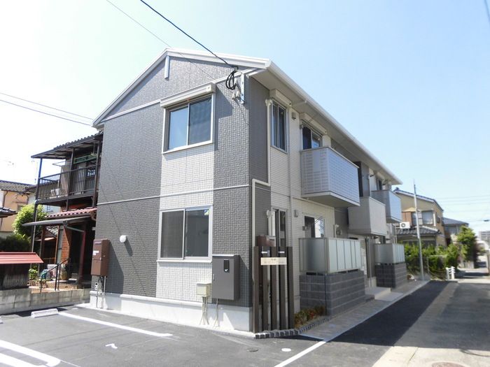 サンヒルズ白山の外観画像