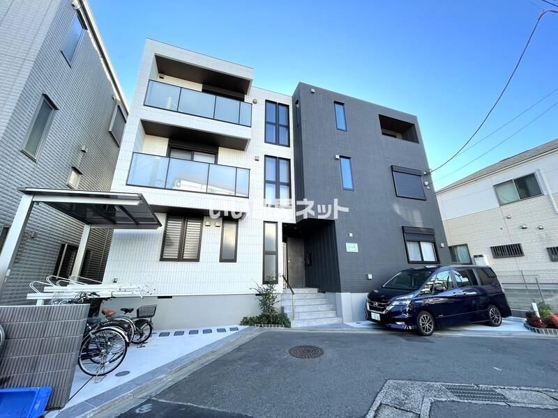 Mansion Calinoursの外観画像