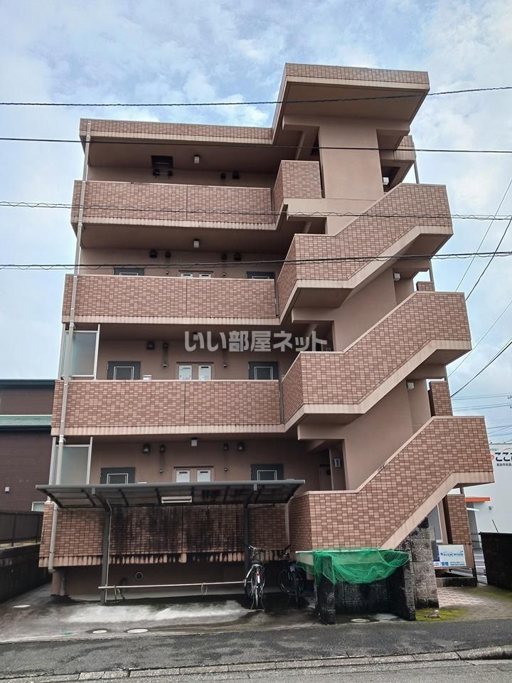 HIGH ISLANDの外観画像
