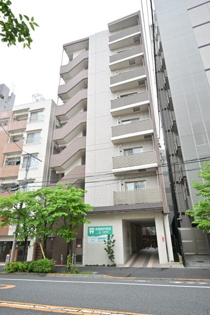 コスモグレイス新宿の外観画像
