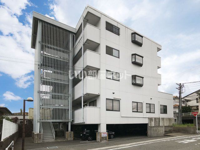 本田コーポの外観画像