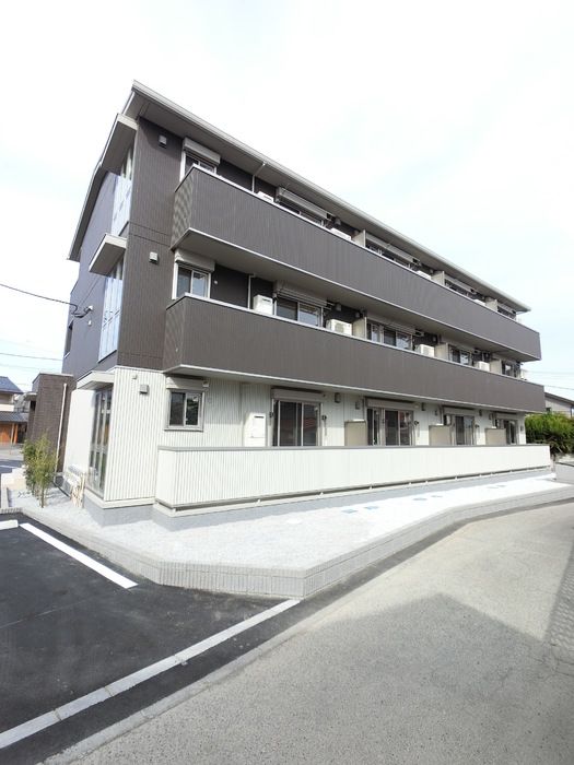 ラルジュ並榎の外観画像
