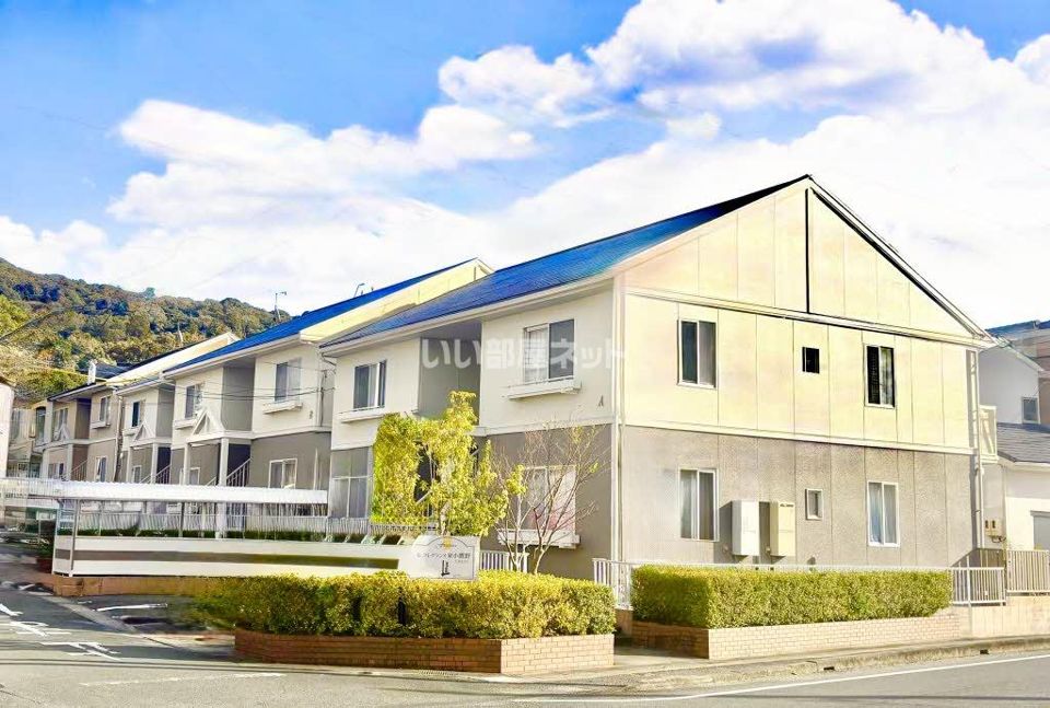 フレグランス東小鷹野 Cの外観画像
