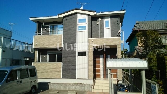 アルファ カエリーの外観画像