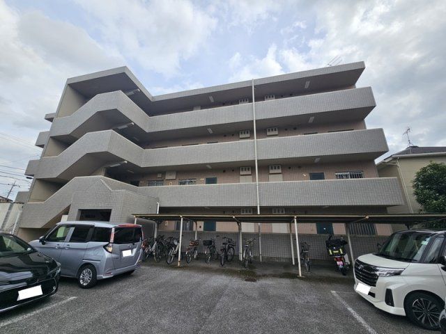 PLENDY北小金の外観画像