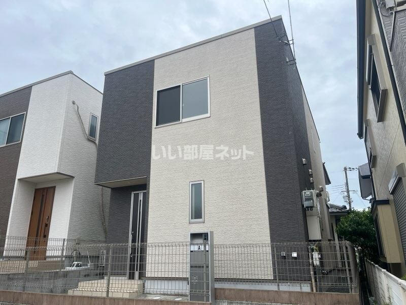 レリアコートAの外観画像