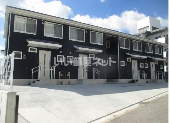 八重瀬共同住宅の外観画像