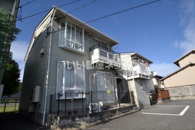 シェンブラ瀬戸B棟の外観画像