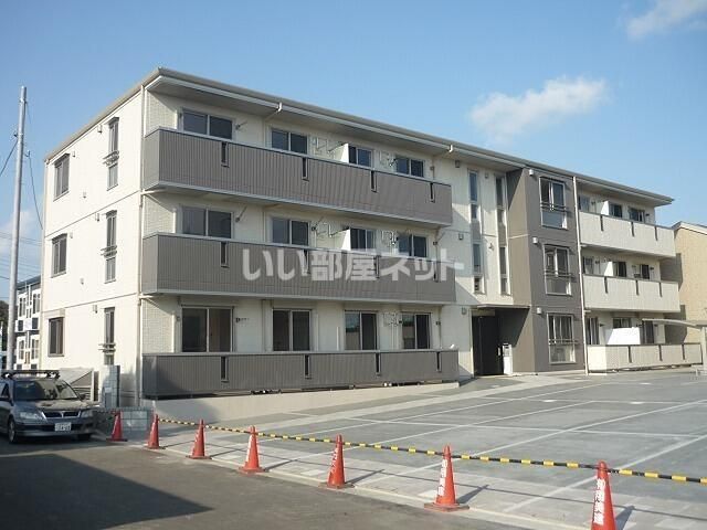 エル・ラヴィーヌBの外観画像
