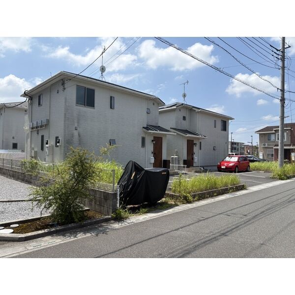 ファミール レイクタウン C棟の外観画像