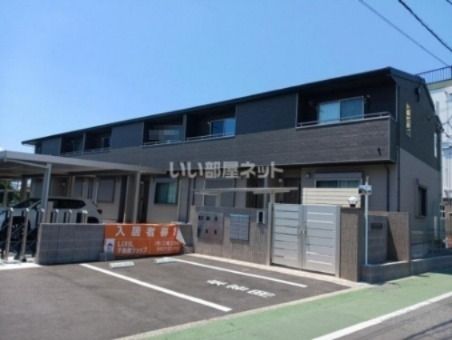 レゾナンス大村 A棟の外観画像