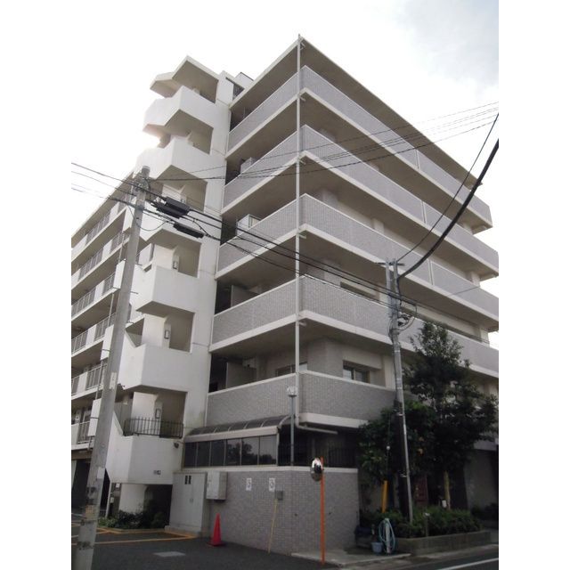 グラシエール成田の外観画像
