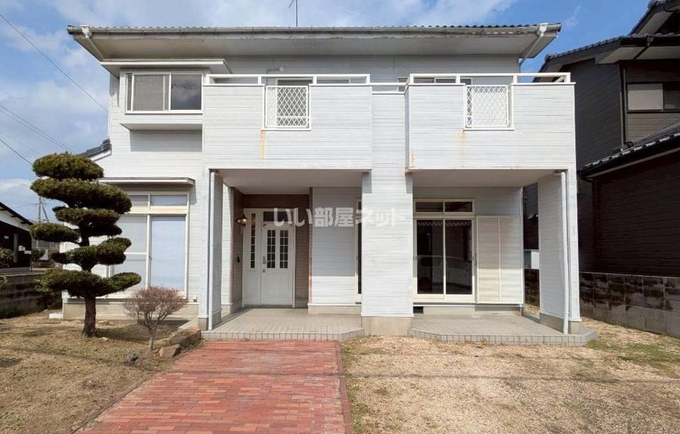 妻崎開作4LDK戸建賃貸の外観画像