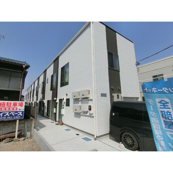 グローリア吉川の外観画像