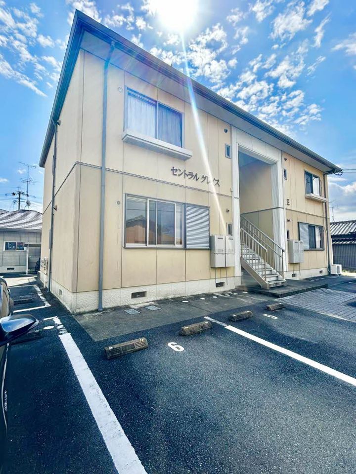 セントラルグレイス E棟の外観画像