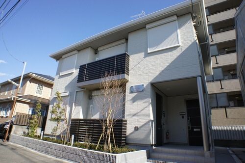 ファミーユ山手の外観画像
