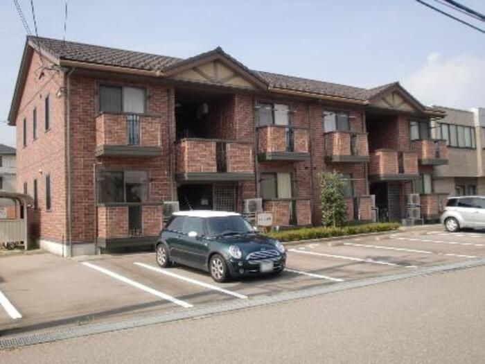 シャルマン東海の外観画像