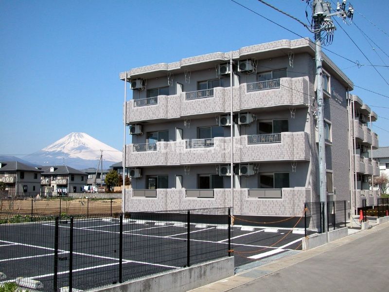 FOUR SEASONSの外観画像
