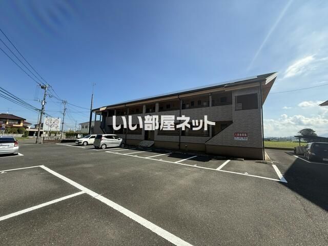 ロイヤルヒルズⅡの外観画像