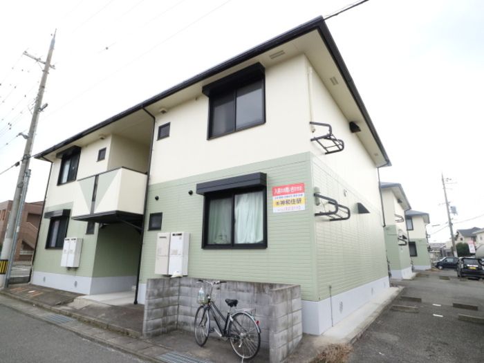 黒川グリーンハイツ C棟の外観画像