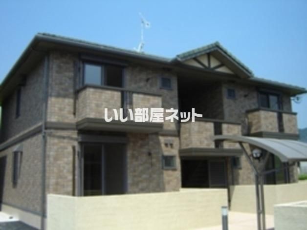 グリーンコート岩出 B棟の外観画像