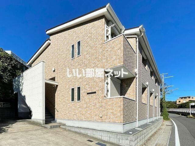 ヒルズ千葉の外観画像