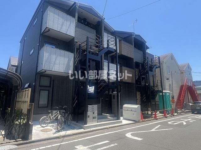 トレスコーマ6thの外観画像