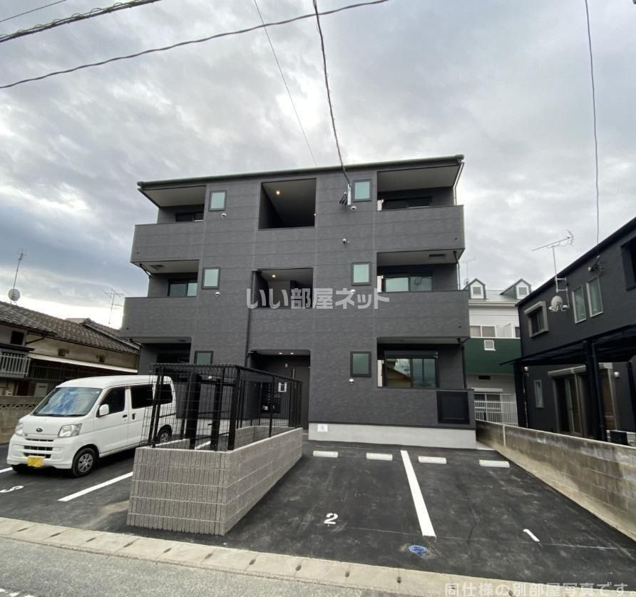 アーバンブライト麦野の外観画像