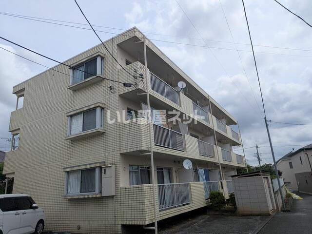マンション関田の外観画像