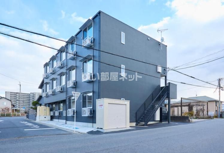 ハイラル栗東駅前の外観画像