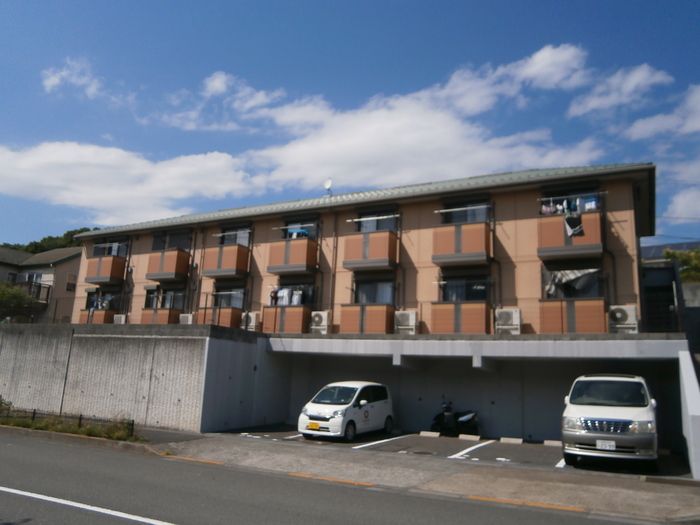 ラックスハイム鶴川台 Ⅰの外観画像