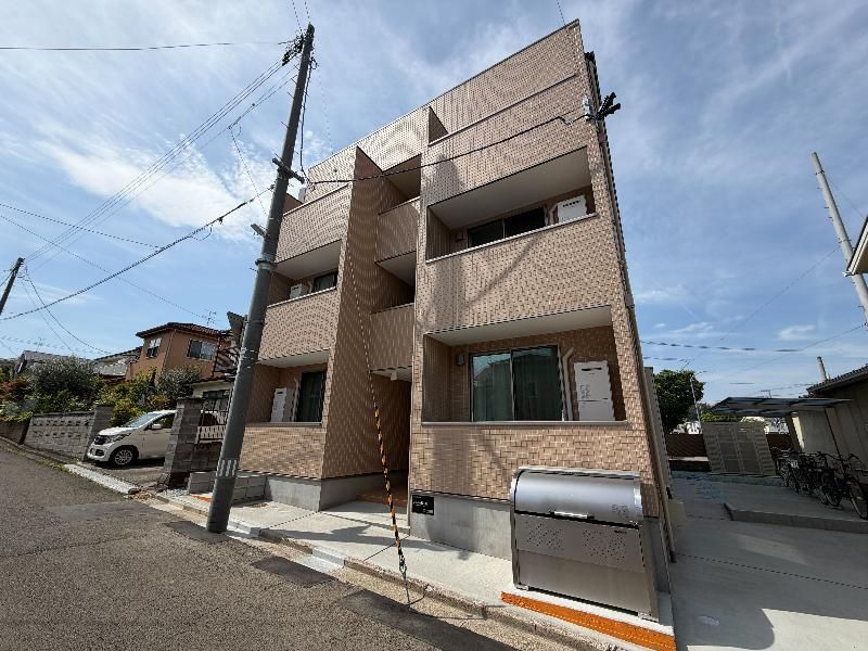 シャルム桜ヶ丘の外観画像
