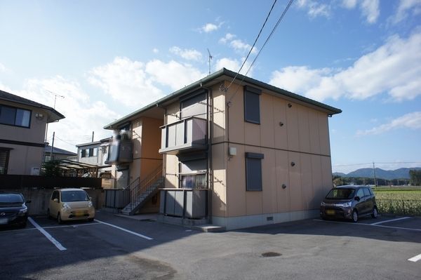 メイプルハイツ Eの外観画像