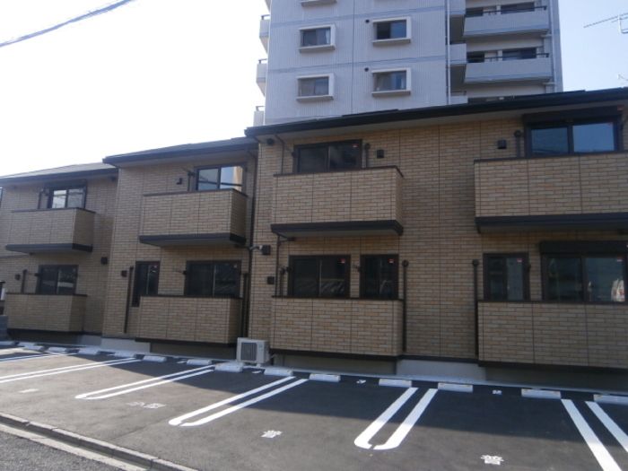 コスモ三萩野の外観画像