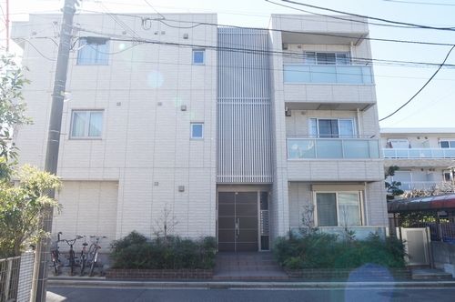 トレーフルの外観画像