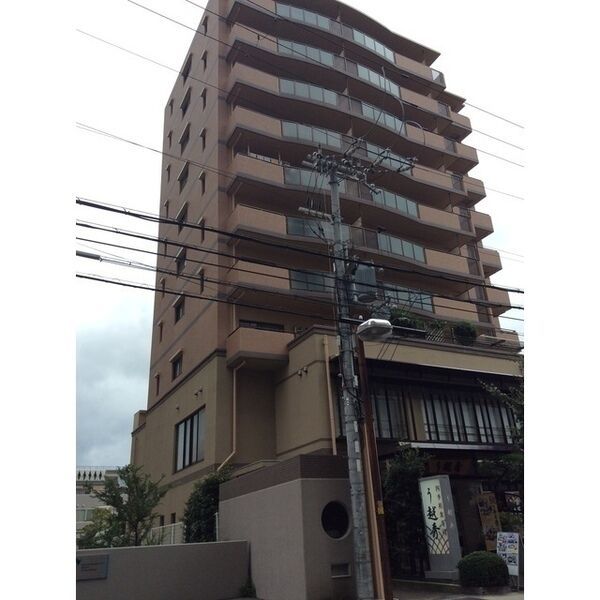 ファーストプライズの外観画像