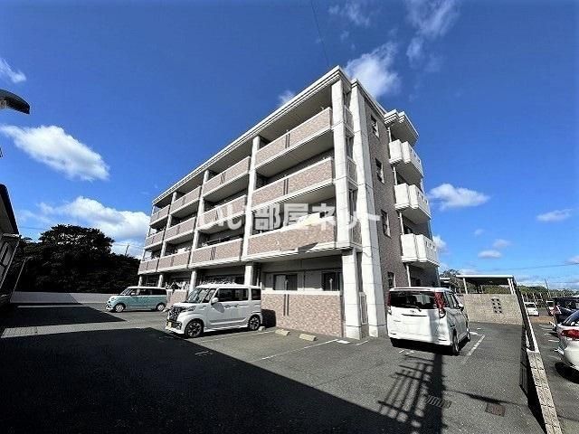 ウェルス小野田IIの外観画像